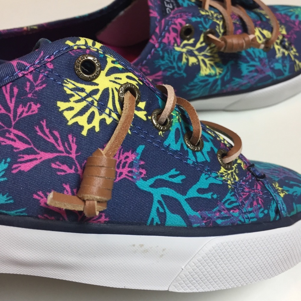 SPERRY Colorful Reef Navy Pier View Sneaker 7M New in Box - Picture 7 of 8